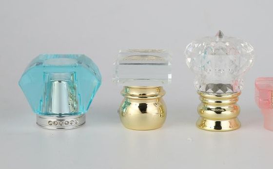 ガラス香水瓶ISO14001/2015の化粧品の包装のためのスプレーヤーのシーリングSurlynのふた