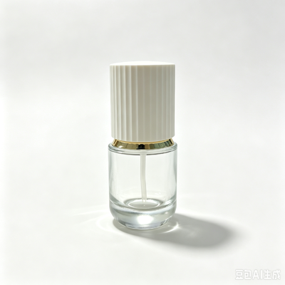 空き透明ガラスポンプボトル 30mlと50ml 化粧水溶液容器 肋骨付き ホワイトキャップ ゴールドプレスポンプ 皮膚ケアパッケージ
