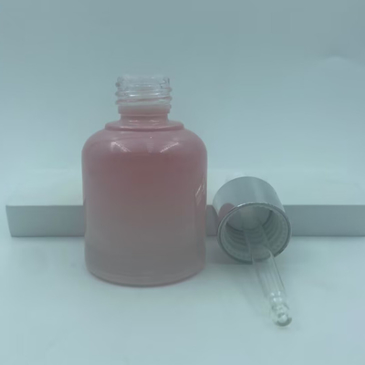 2025年 再利用可能なピンクガラス瓶 オイル用ドロッパーボトル シルバーカラー 高級卸売 30ml