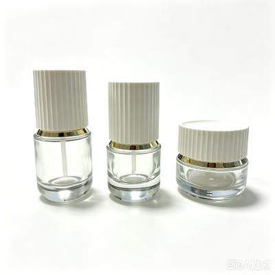 空き透明ガラスポンプボトル 30mlと50ml 化粧水溶液容器 肋骨付き ホワイトキャップ ゴールドプレスポンプ 皮膚ケアパッケージ