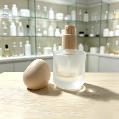30ml 豪華 グラス ボトル 厚い 丸い 底 平き 肩 特殊 形 蓋 液体 グラス コンテナ
